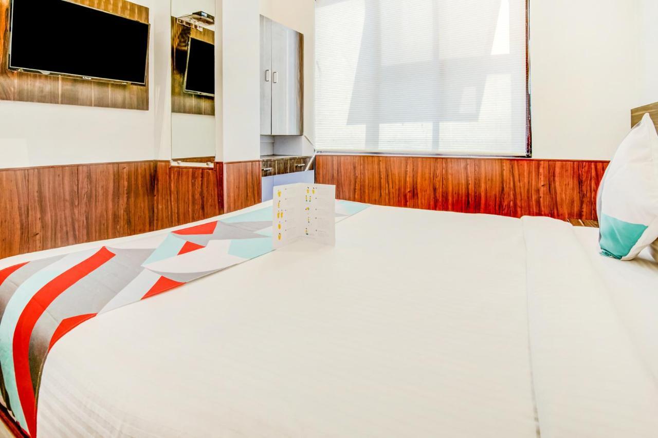 Fabexpress Terminus Square 3* Bombay